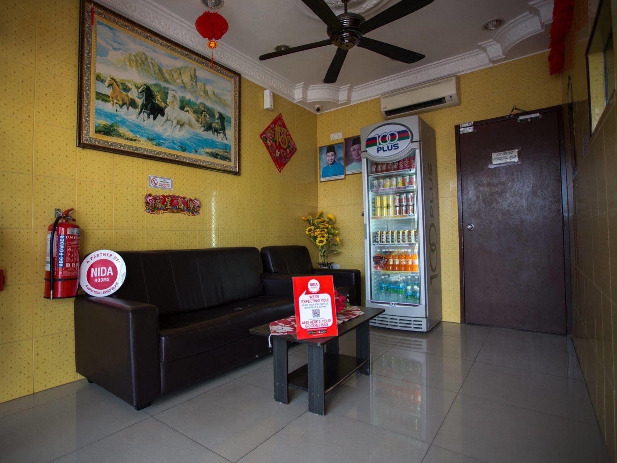 Nida Rooms Ipoh Bercham Bistari エクステリア 写真